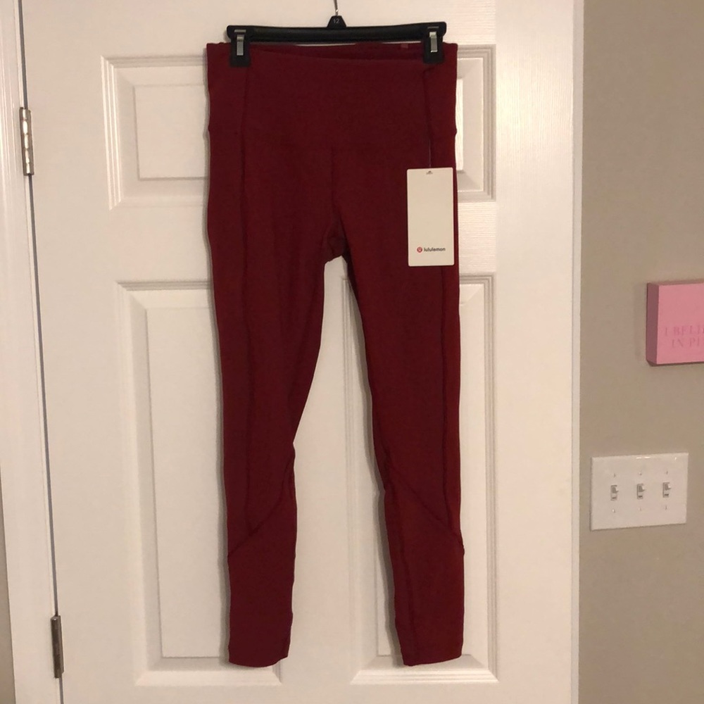 Lulu leggings New with Tags size 8 bergundy